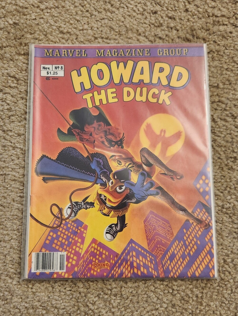HOWARD THE DUCK MAGAZINE #8 ~ VF- 1980 MARVEL COMICS ~ JOHN M. POUND COVER